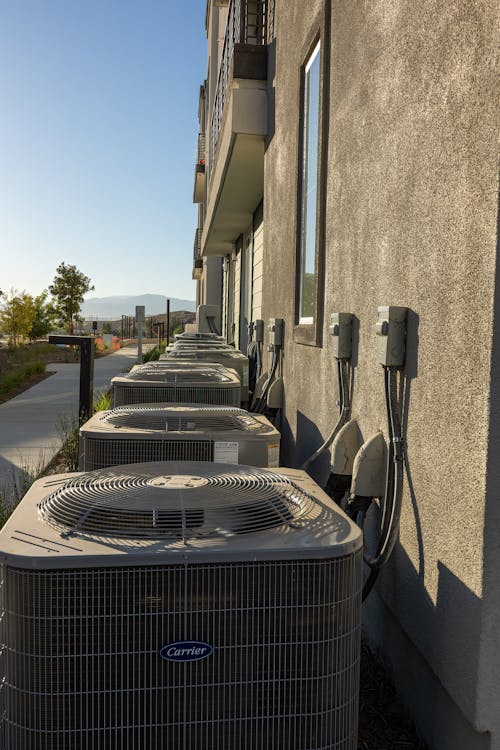 Expert Commercial Air Duct Cleaning Services in Glen Ellyn, IL Professional Commercial Air Duct Cleaning In Glen Ellyn Illinois